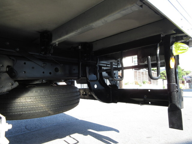 日野デュトロ冷凍車（冷蔵車）小型（2t・3t）[写真36]