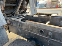 いすゞギガダンプ大型（10t）[写真11]