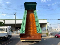 いすゞギガダンプ大型（10t）[写真06]