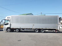 三菱ふそうスーパーグレートアルミウイング大型（10t）[写真11]