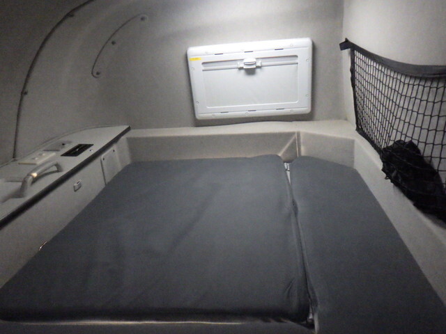 三菱ふそうスーパーグレートアルミウイング大型（10t）[写真28]