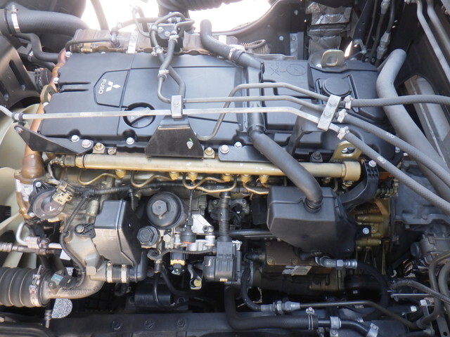 三菱ふそうスーパーグレートアルミウイング大型（10t）[写真33]