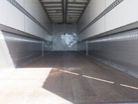 三菱ふそうスーパーグレートアルミウイング大型（10t）[写真38]