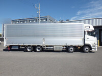 三菱ふそうスーパーグレートアルミウイング大型（10t）[写真08]