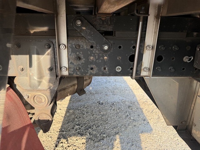 三菱ふそうキャンター平ボディ小型（2t・3t）[写真20]