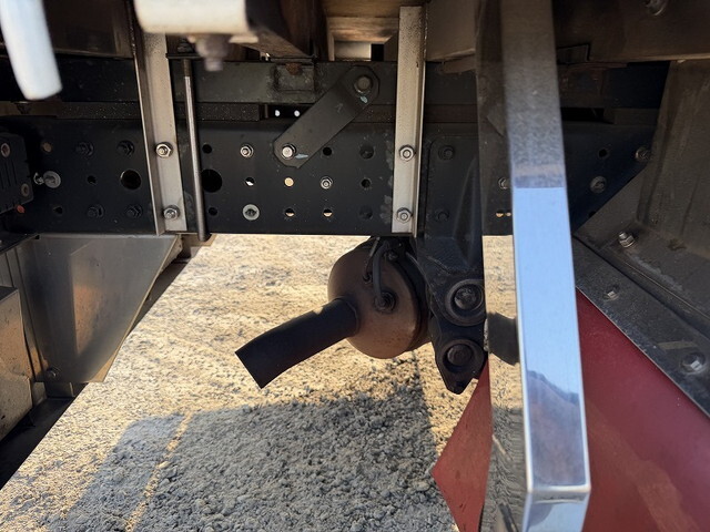 三菱ふそうキャンター平ボディ小型（2t・3t）[写真23]