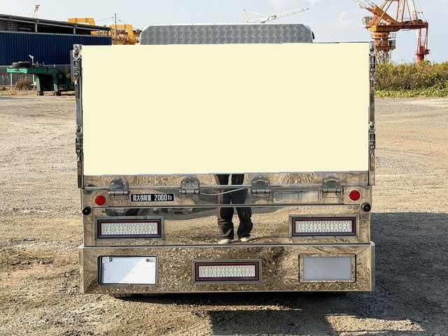 三菱ふそうキャンター平ボディ小型（2t・3t）[写真07]