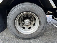 三菱ふそうファイター平ボディ増トン（6t・8t）[写真18]