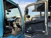 三菱ふそうファイター平ボディ増トン（6t・8t）[写真29]