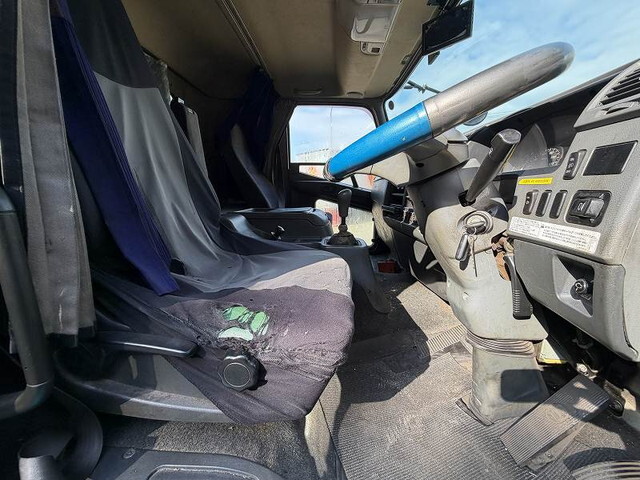 三菱ふそうファイター平ボディ増トン（6t・8t）[写真29]