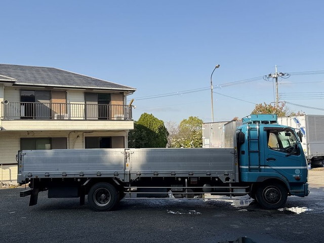 三菱ふそうファイター平ボディ増トン（6t・8t）[写真08]