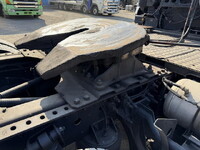 UDトラックスクオントレーラーヘッド（トラクターヘッド）大型（10t）[写真22]