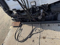 UDトラックスクオントレーラーヘッド（トラクターヘッド）大型（10t）[写真39]