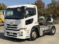 UDトラックスクオントレーラーヘッド（トラクターヘッド）大型（10t）[写真04]