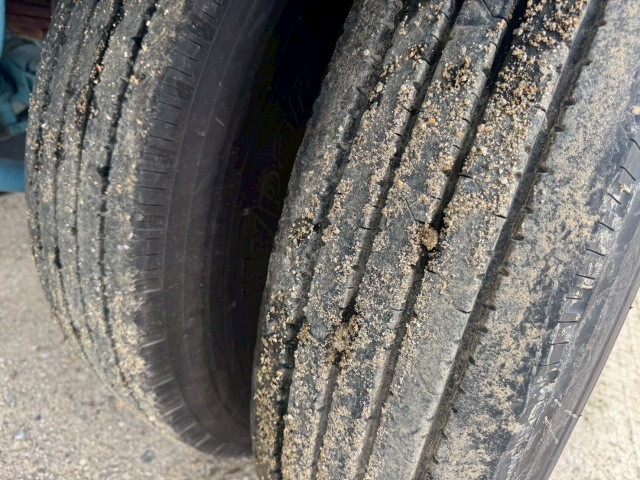 その他のメーカーその他の車種トレーラー（セミトレーラー）大型（10t）[写真10]