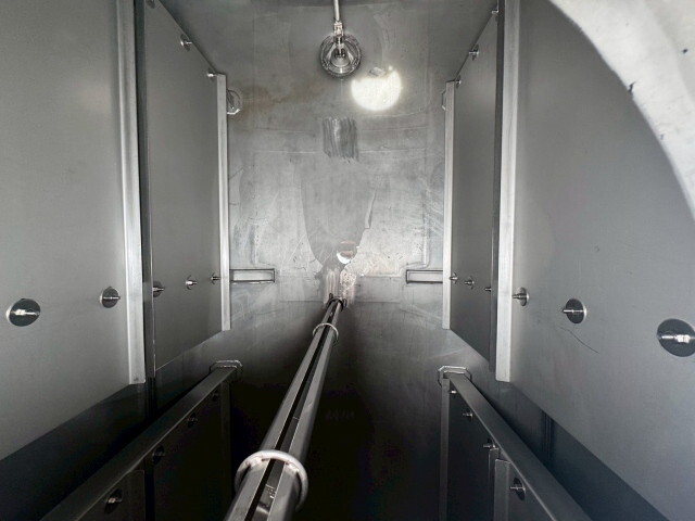 その他のメーカーその他の車種トレーラー（セミトレーラー）大型（10t）[写真24]