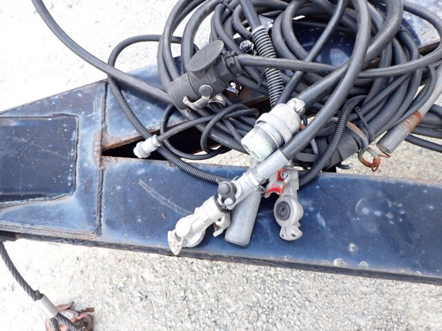 その他のメーカーその他の車種トレーラー（セミトレーラー）大型（10t）[写真09]