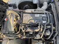 UDトラックスコンドルセルフクレーン4段増トン（6t・8t）[写真15]