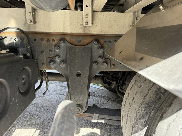 三菱ふそうファイターアルミウイング増トン（6t・8t）[写真20]