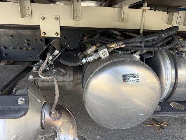 三菱ふそうファイターアルミウイング増トン（6t・8t）[写真25]