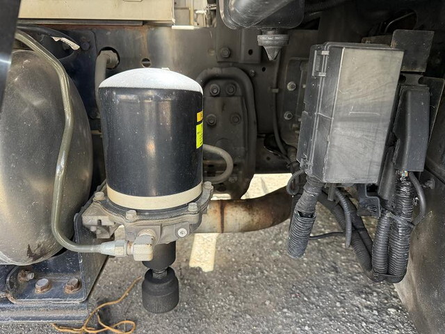 三菱ふそうファイターアルミウイング増トン（6t・8t）[写真26]