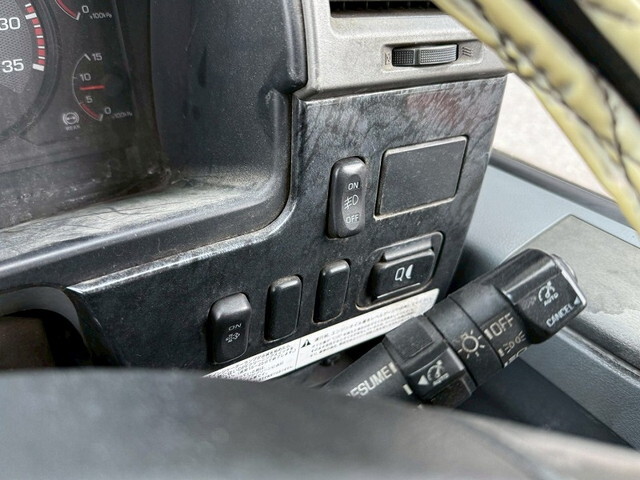 三菱ふそうファイター平ボディ増トン（6t・8t）[写真22]