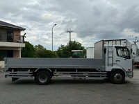 三菱ふそうファイター平ボディ増トン（6t・8t）[写真06]