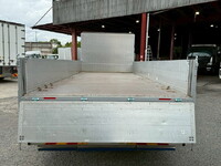 三菱ふそうファイター平ボディ増トン（6t・8t）[写真09]