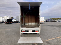 三菱ふそうキャンターアルミバン小型（2t・3t）[写真11]