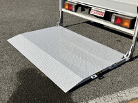 三菱ふそうキャンターアルミバン小型（2t・3t）[写真20]