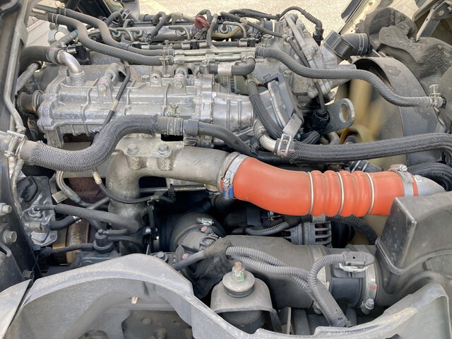 三菱ふそうキャンターアルミバン小型（2t・3t）[写真27]