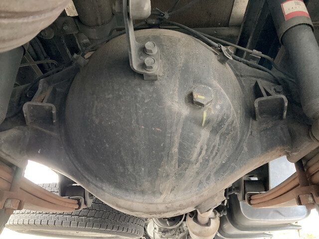 三菱ふそうキャンターアルミバン小型（2t・3t）[写真27]