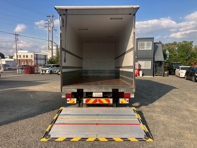 日野レンジャーアルミバン中型（4t）[写真10]