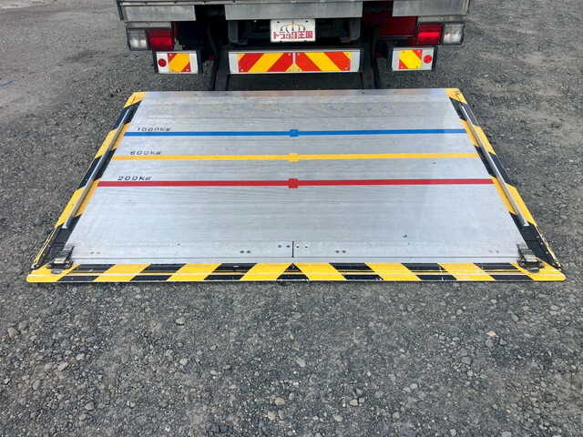 日野レンジャーアルミバン中型（4t）[写真17]