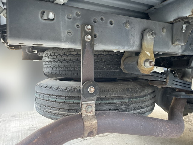 トヨタトヨエース平ボディ小型（2t・3t）[写真13]