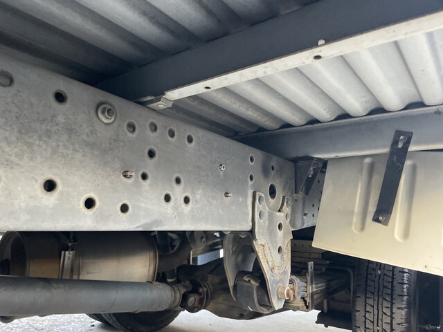 トヨタトヨエース平ボディ小型（2t・3t）[写真15]