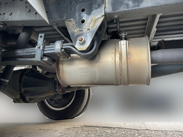 トヨタトヨエース平ボディ小型（2t・3t）[写真18]