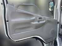 トヨタトヨエース平ボディ小型（2t・3t）[写真26]