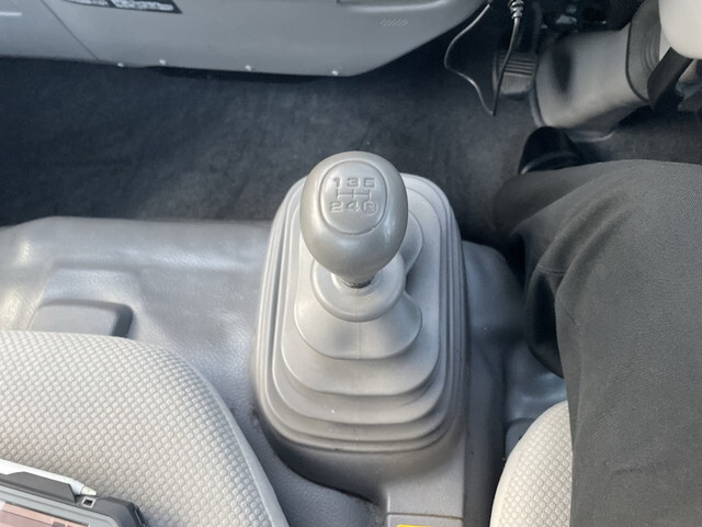 トヨタトヨエース平ボディ小型（2t・3t）[写真34]