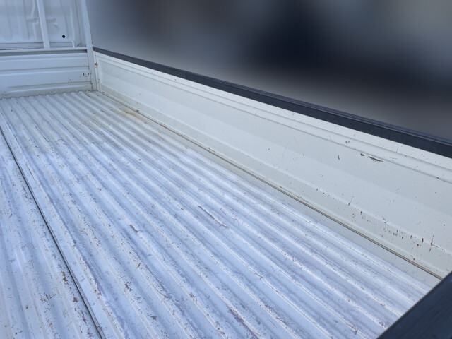 トヨタトヨエース平ボディ小型（2t・3t）[写真09]