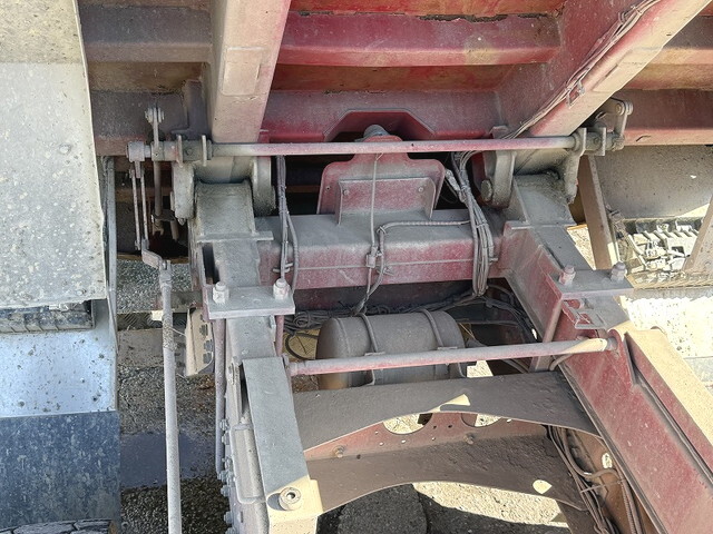 三菱ふそうスーパーグレートダンプ大型（10t）[写真11]