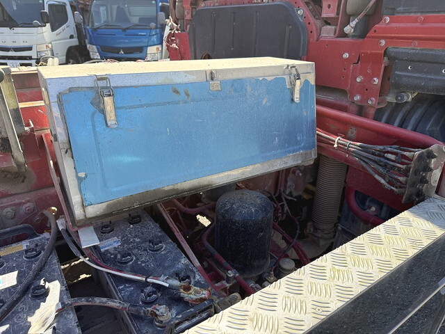 三菱ふそうスーパーグレートダンプ大型（10t）[写真14]