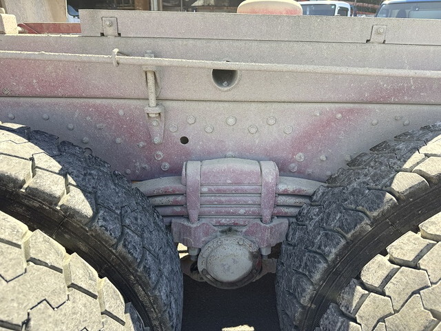 三菱ふそうスーパーグレートダンプ大型（10t）[写真16]