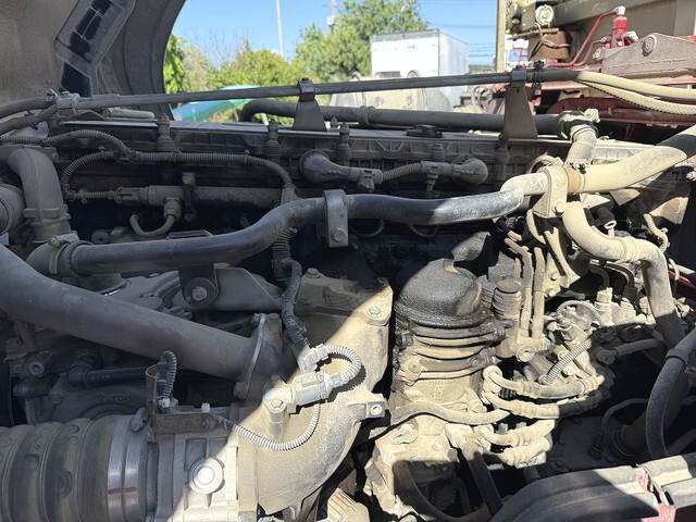 三菱ふそうスーパーグレートダンプ大型（10t）[写真20]