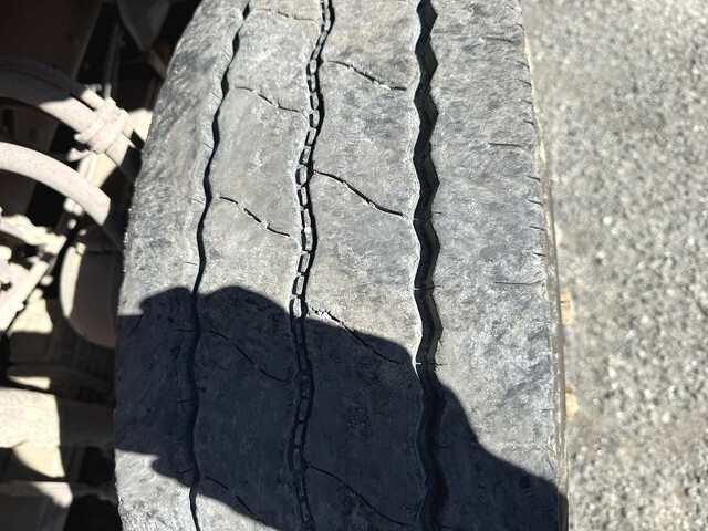 三菱ふそうスーパーグレートダンプ大型（10t）[写真21]