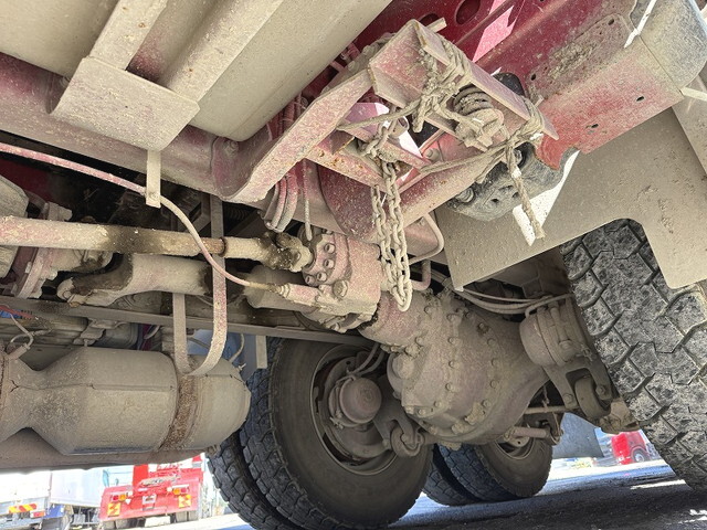 三菱ふそうスーパーグレートダンプ大型（10t）[写真23]