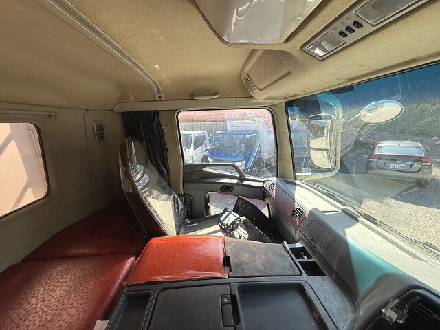 三菱ふそうスーパーグレートダンプ大型（10t）[写真36]