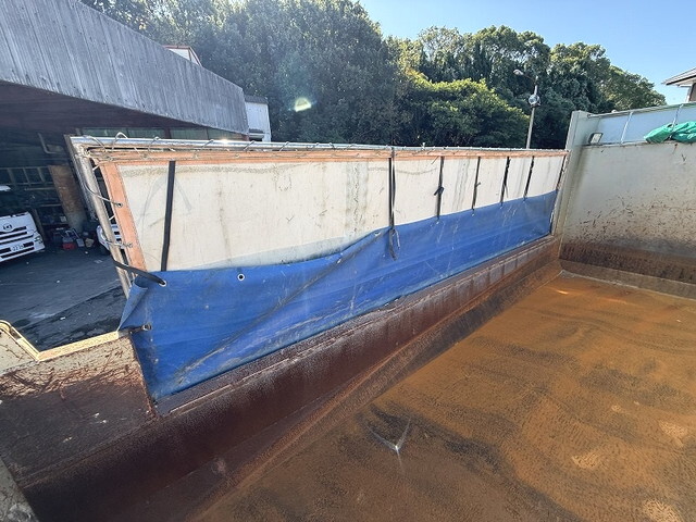 三菱ふそうスーパーグレートダンプ大型（10t）[写真38]