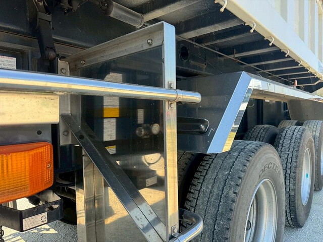 日本トレクスその他の車種土砂ダンプトレーラー大型（10t）[写真29]