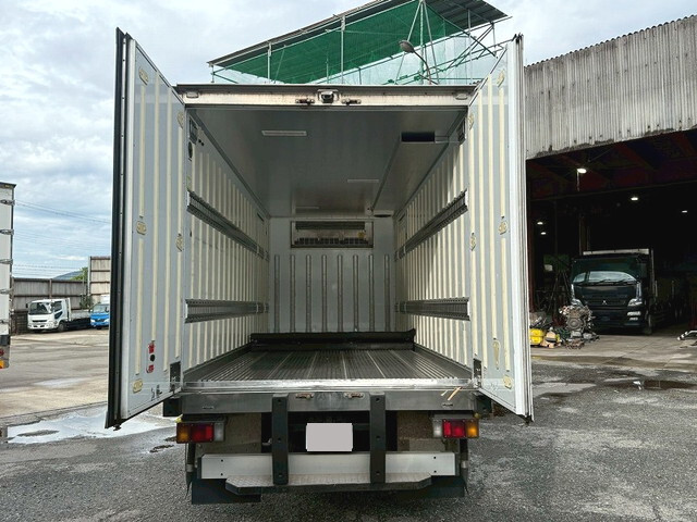 いすゞエルフ冷凍車（冷蔵車）小型（2t・3t）[写真13]